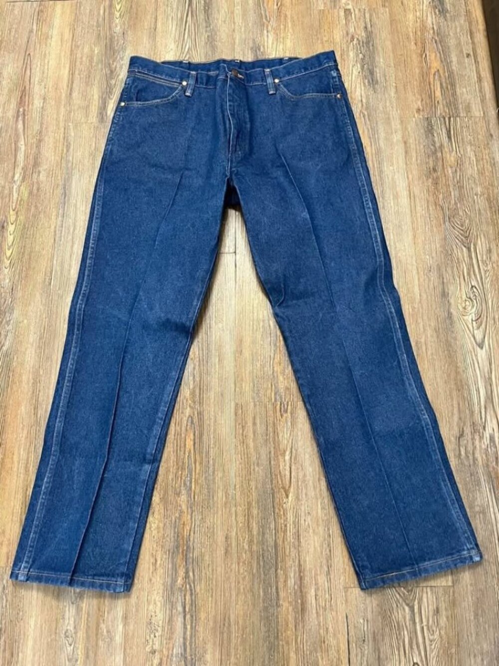 Wrangler Cowboy Cut Rigid Jeans - Men Size 38x30 - A707 -13MWZ